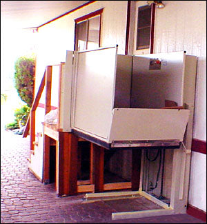 Vertical Wheelchair Lifts (Porch Lifts or Platform Lifts)
